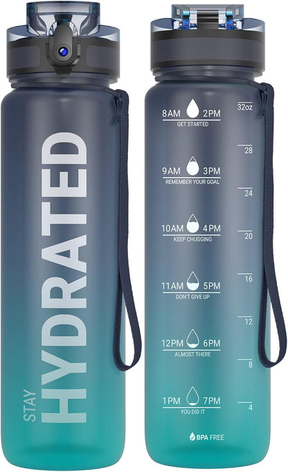 Ergonomische Sahara Sailor Trinkflasche – BPA-frei, Auslaufsicher und Motivierende Fitness-Zeitmarkierungen für Sport, Camping und Yoga (1L)